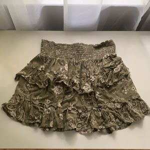 Aerie ruffle skirt, size medium, green paisley